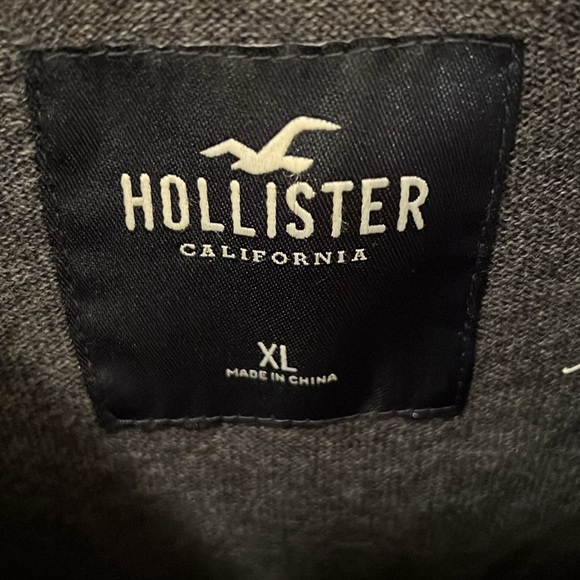 NWT Hollister Men’s Sweater - Picture 3 of 6